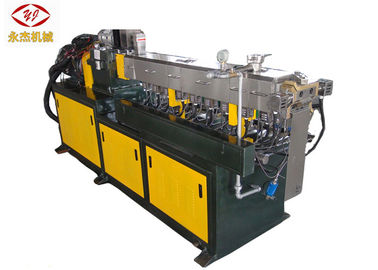China Pelotilla plástica resistente que hace la máquina, motor de la máquina 11kw de la granulación del EPS proveedor