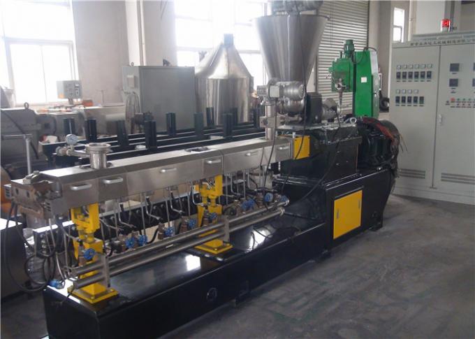 Extrusor de nylon del PA que dirige la máquina 100-150kg/H 45/55kw de la granulación del plástico